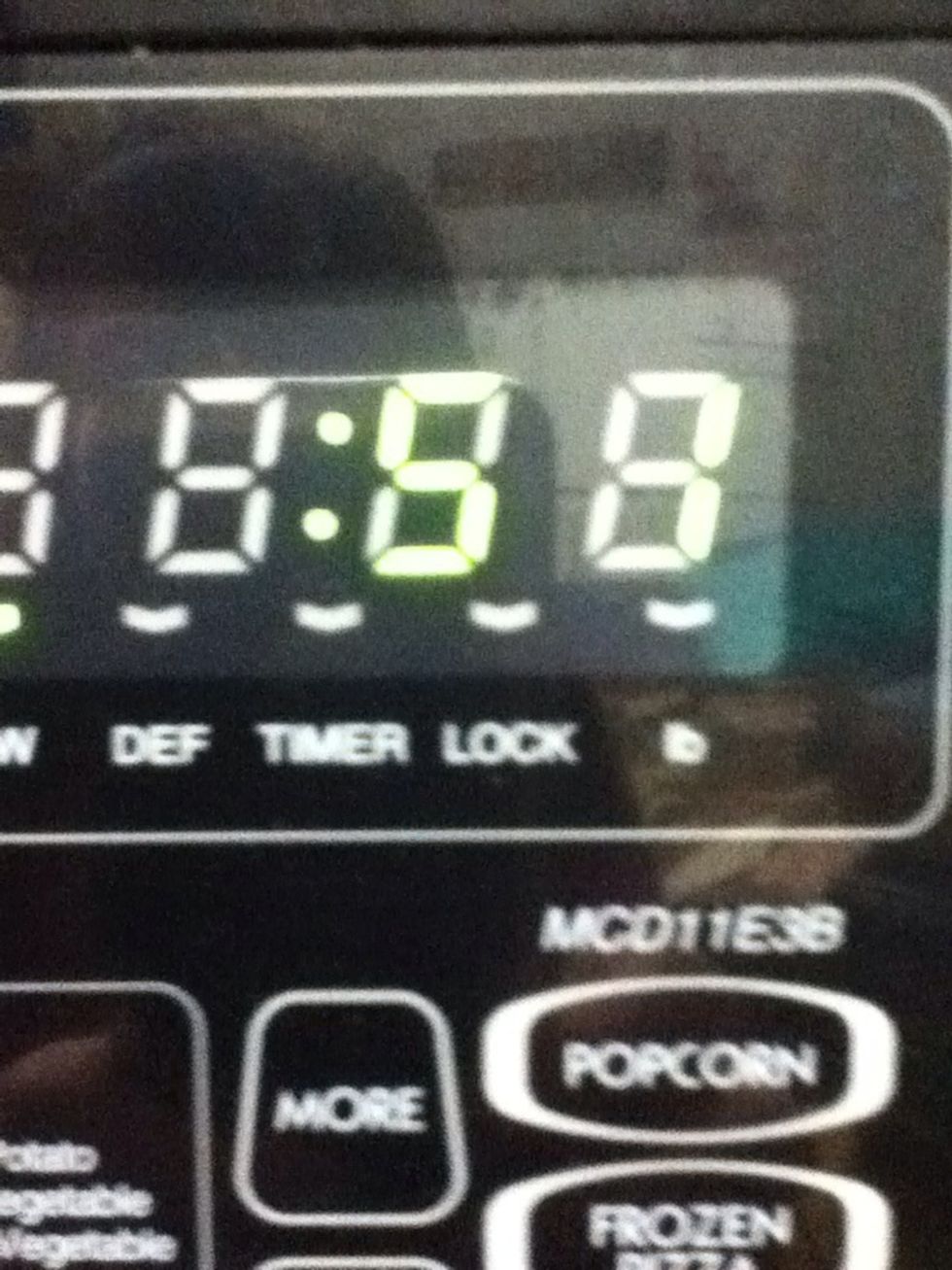 I know it is hard to see, but you should microwave a mug for a about 51 seconds. If you use a smaller tea cup 45 seconds is pretty good.