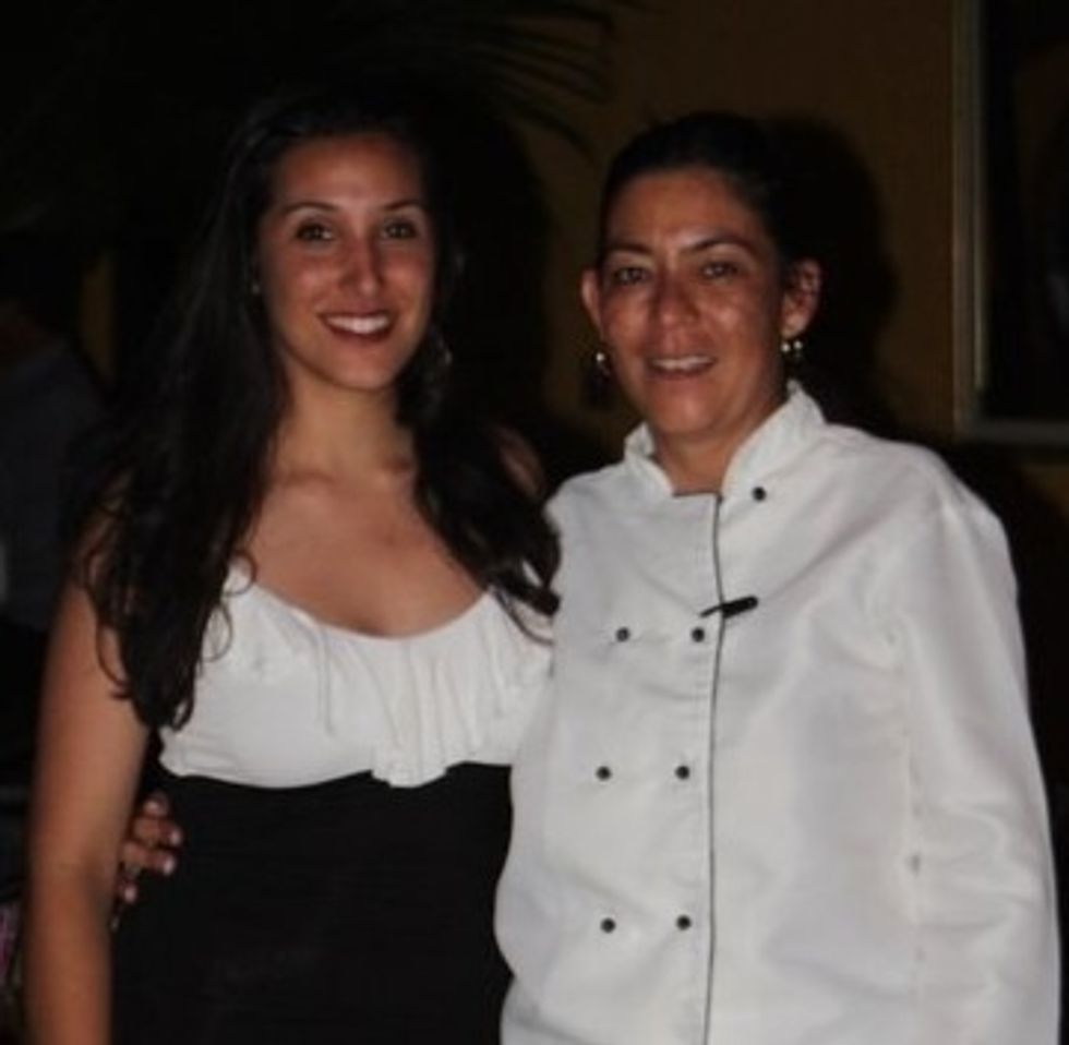 I learned this recipe from my daughter's aunt, pictured here on the right with my daughter on the left. Tia is a chef at the world-famous Tropicana nightclub in Havana, Cuba. Really!