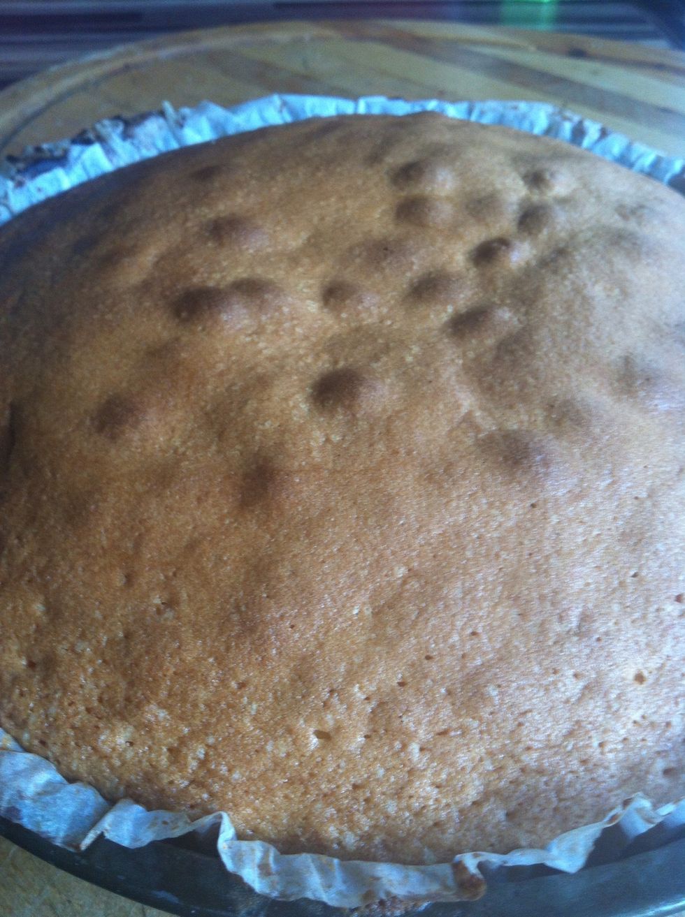 I left my cake in fr 35 minutes. Insert a skewr in the middle of the cake if it comes out clean you have a cooked cake :-)