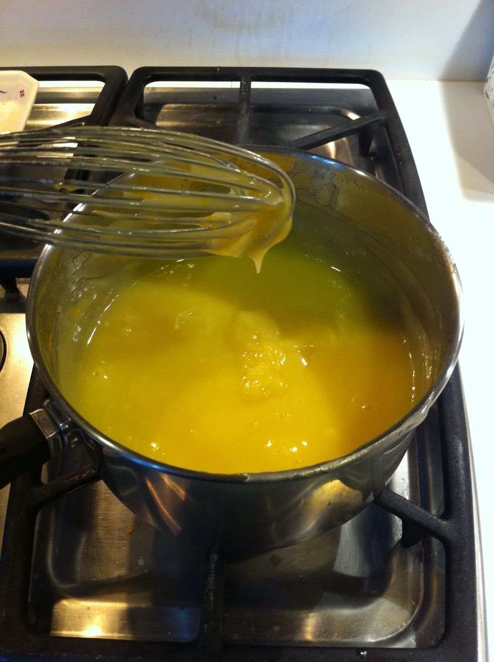 I let it boil just slightly and then look for it to oat my whisk. It doesn't really get "clear" but the uncooked starch look disappears.