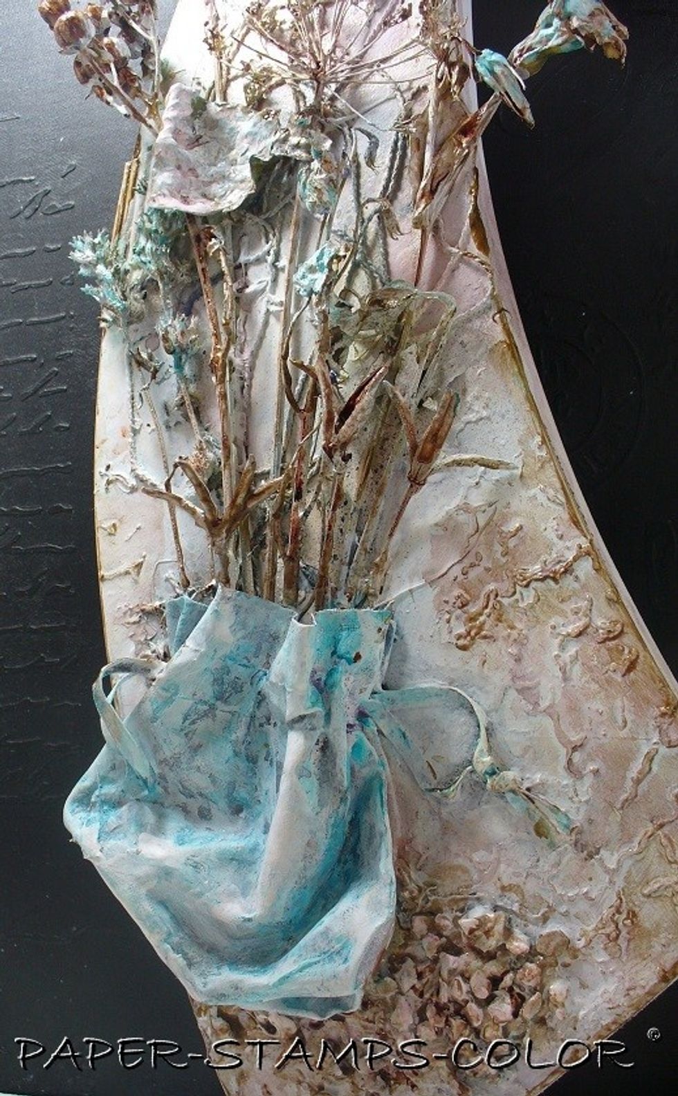 I let the Sedona Spray drip off the side edges as well..