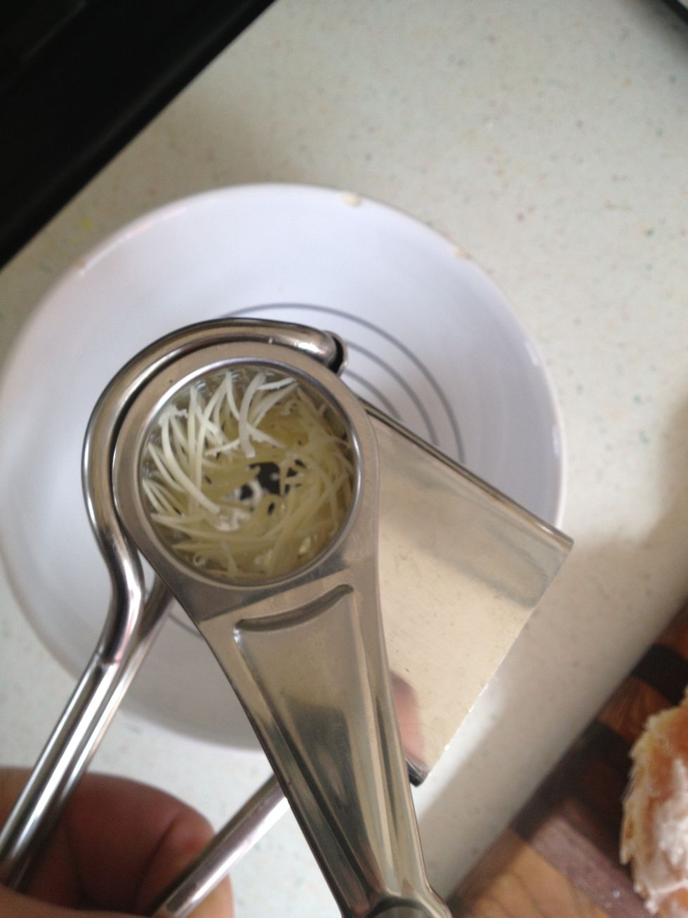 I like a fine shred others prefer just to use slices