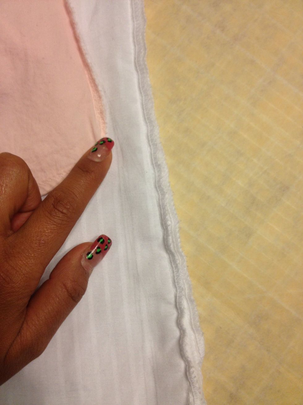 I like the width of this white shirt. So I'm not going to draw the line straight down. But to the existing seam.