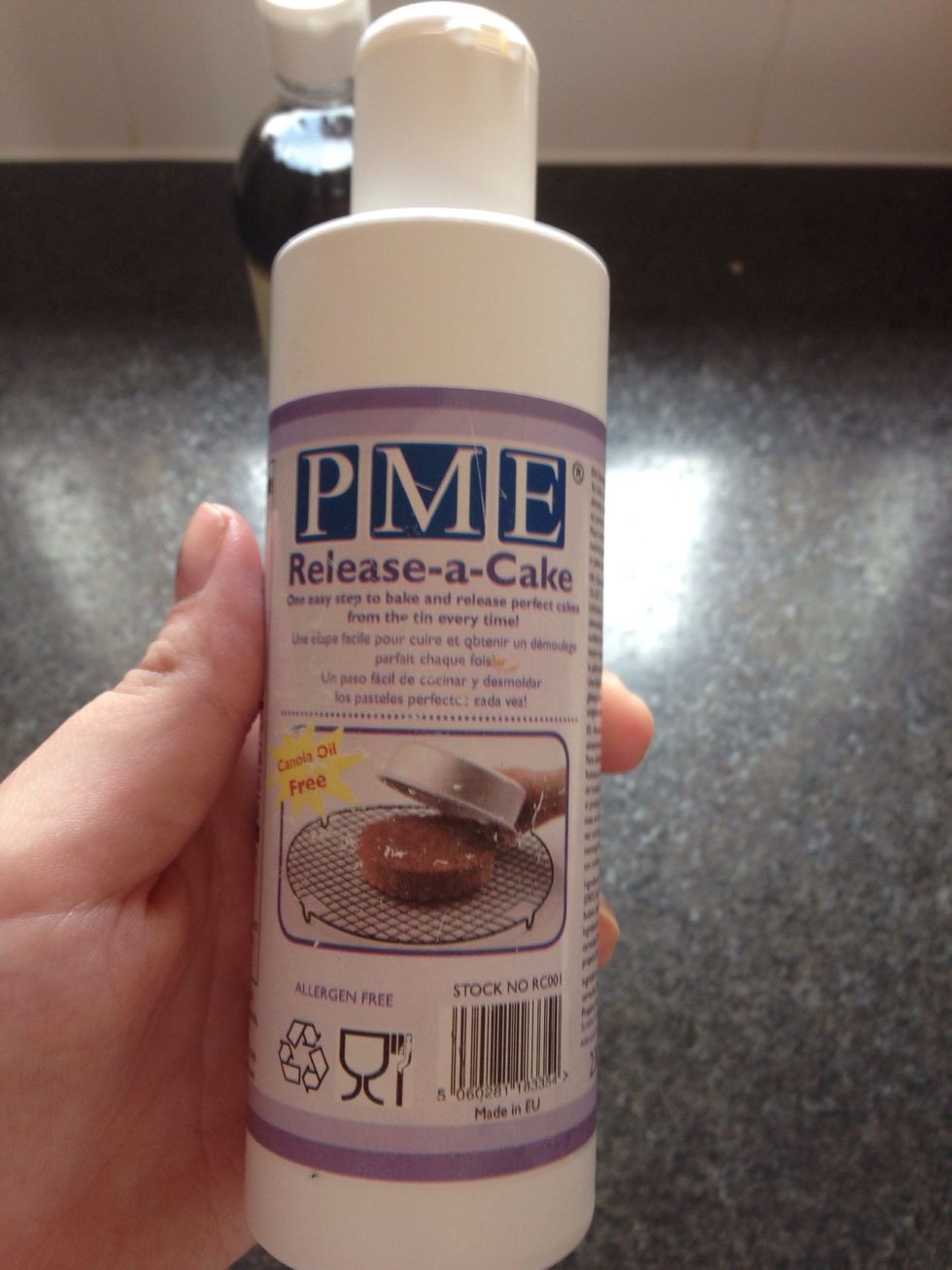 I lined my cake tin with this so the cake will slide out easier