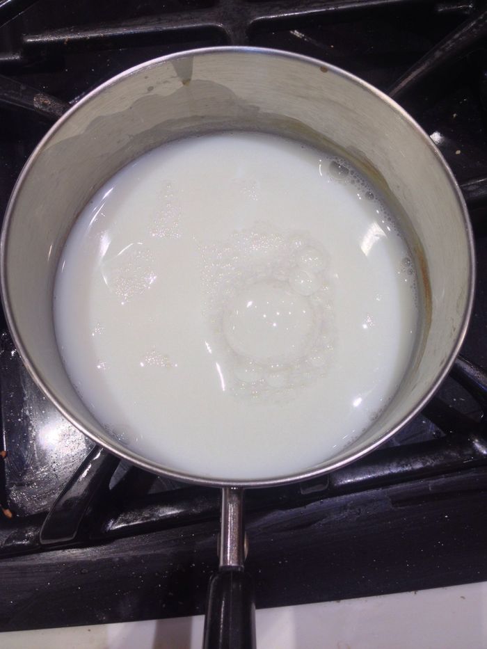 I love Starbuck's skinny vanilla lattes. I sometimes crave one at home. I came up with this quick fix! Measure and pour 1 cup of skim milk into a sauce pan.