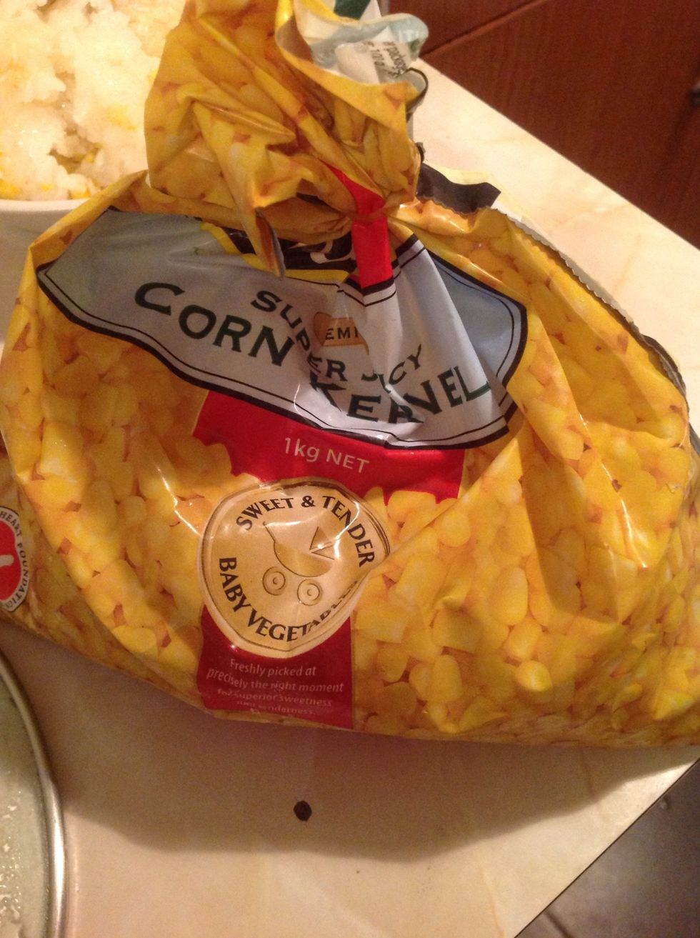 I love sweet corn. Choose the one sweet and juicy