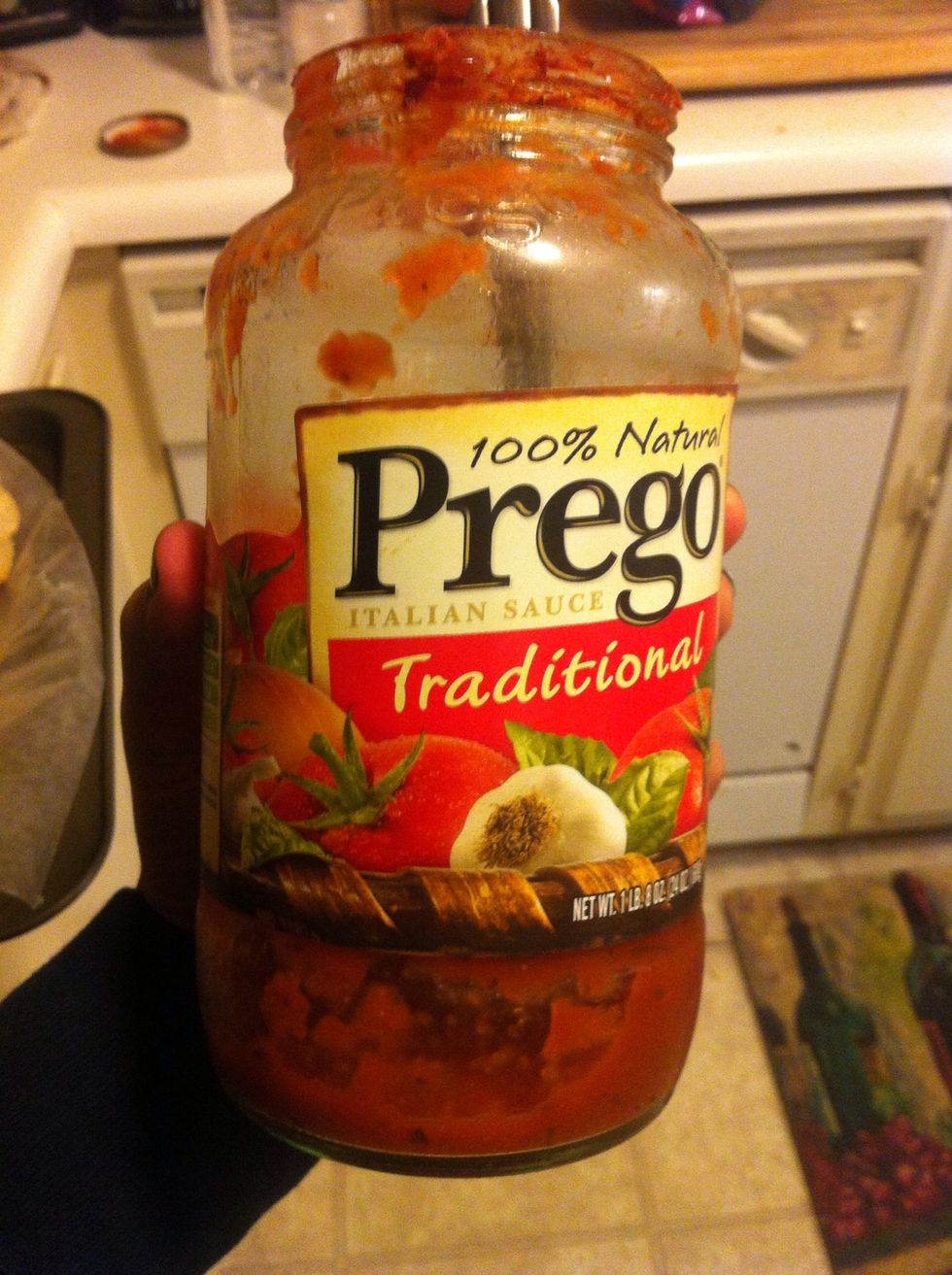 I'm gonna use some of this spaghetti sauce!