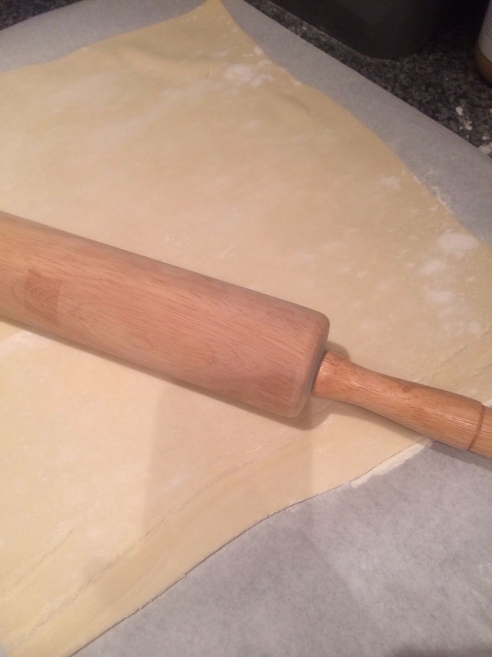 I'm using ready make puff pastry sheets, cut in half and roll out till you have enough to line your pie dish. Not too thin though...