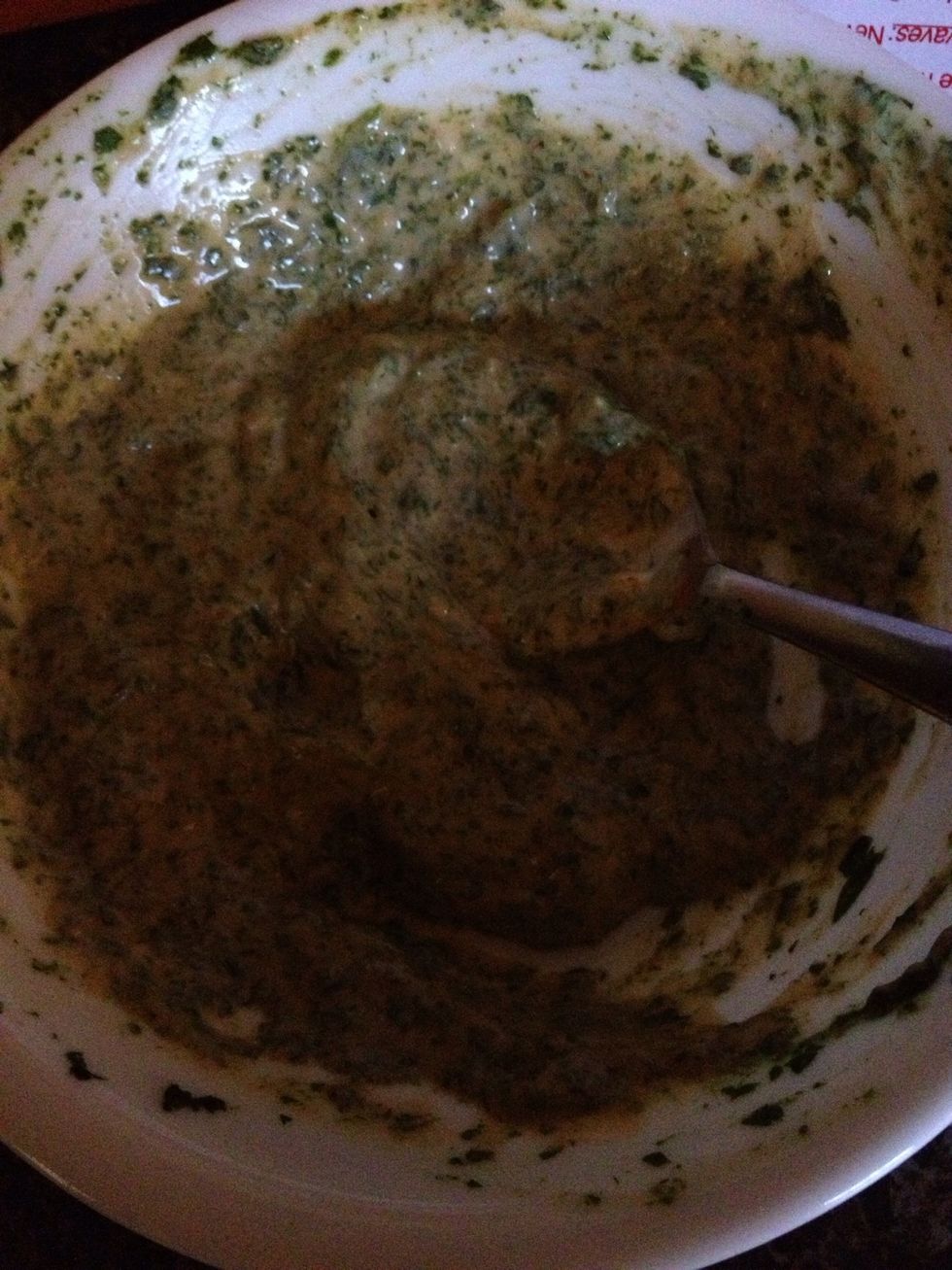 I made this sauce it's 1/2 cup mayo 1/2 cup cilantro blended Pinch of garlic, salt and 1 tsp hot sauce
