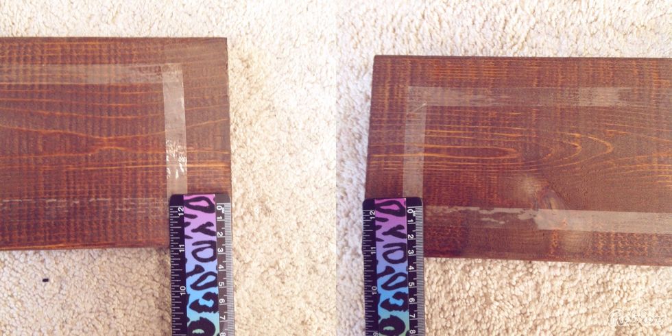 I measured 2 1/2 cm. on both sides and I used masking tape to connect them.