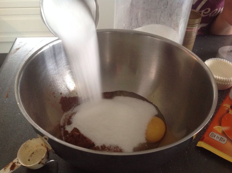 I med sockret in with the sugar