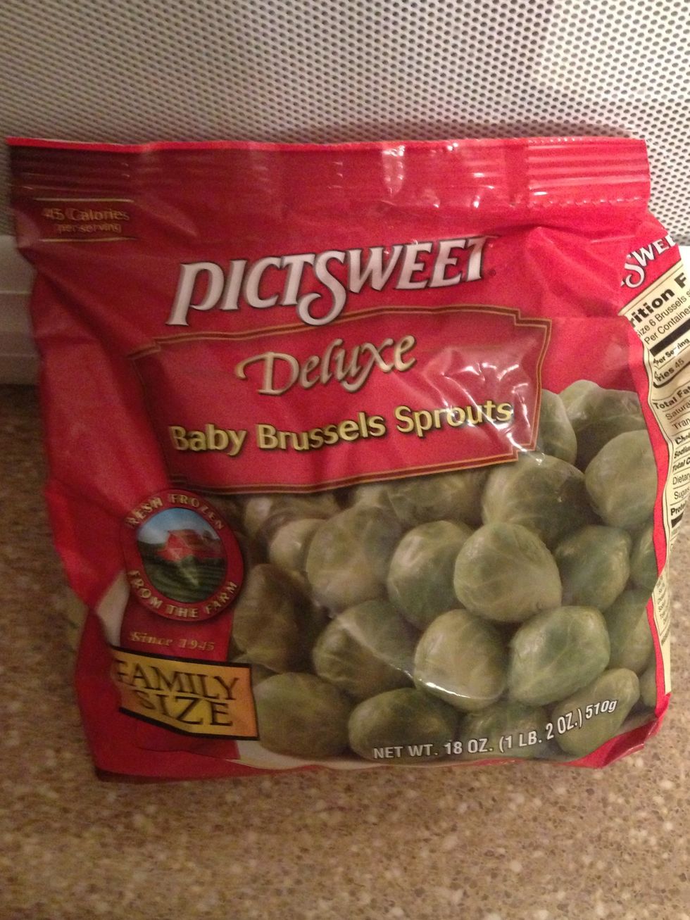 I prefer baby sprouts... If you use fresh sprouts, skip ahead to the cutting board :)