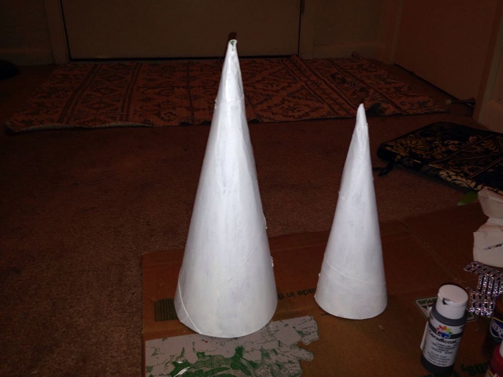 I primed my other two cones so the cardboard couldn't be seen through the decoration.