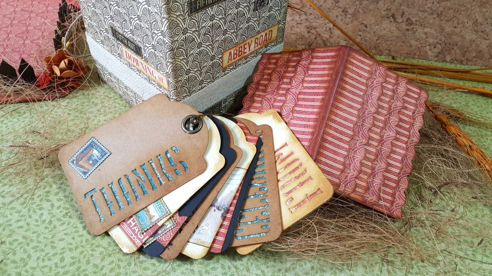 I put ATC tags in the top tower, how cool is the colors.