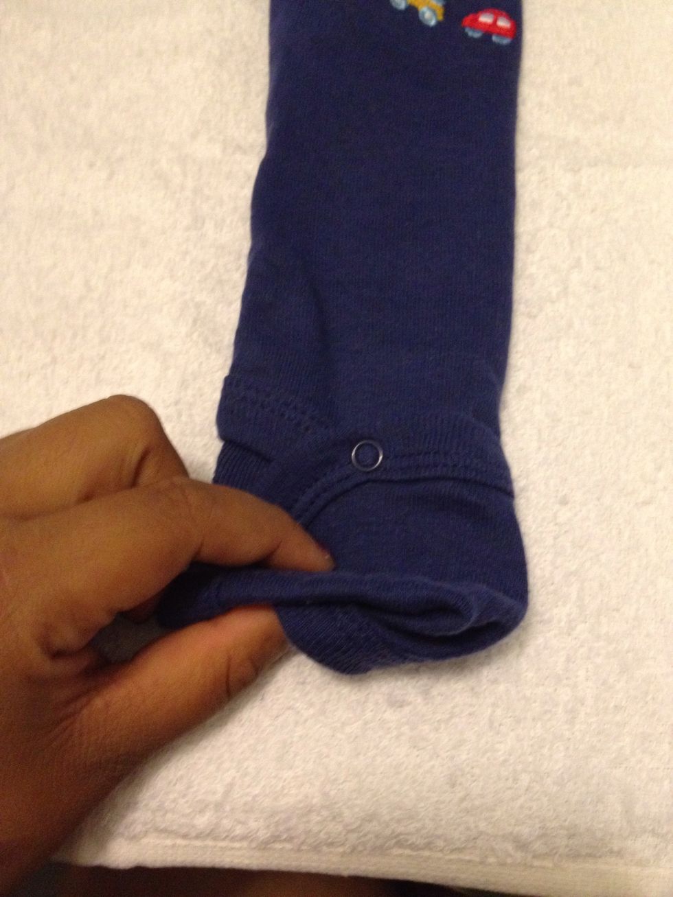 I start from the most bulgy part of the clothing and start .......