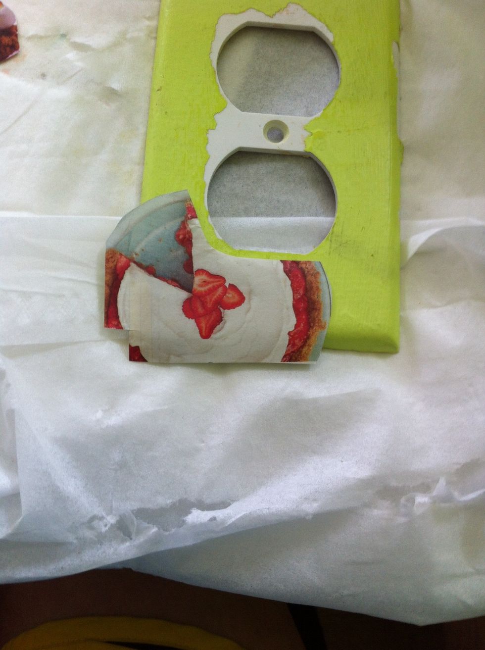 I started arranging mine on. I had to cut the cake to get it to fit right.