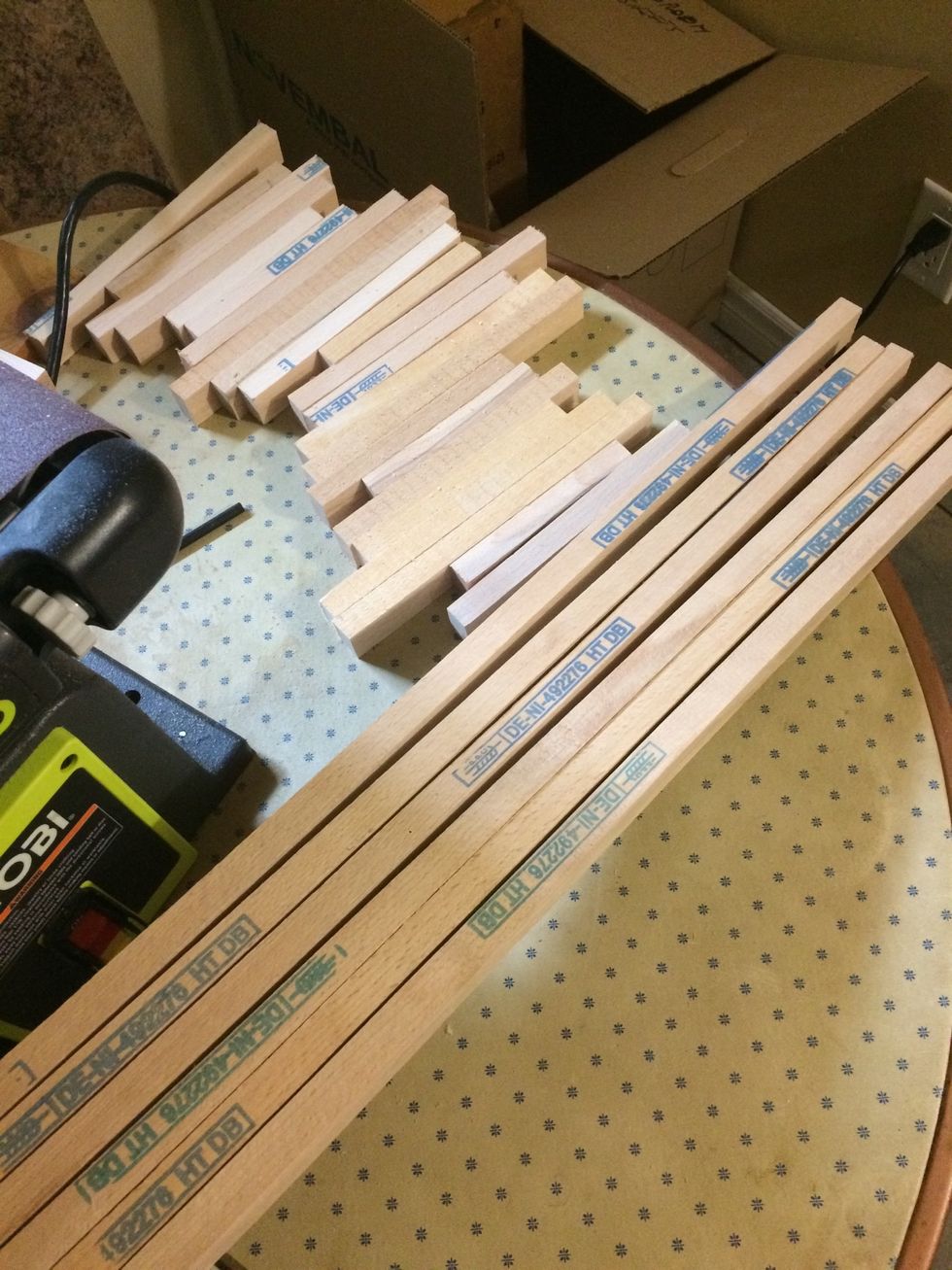 I started cutting the wood at different lengths. Started at 5" up to 9" at 1/2" increments.