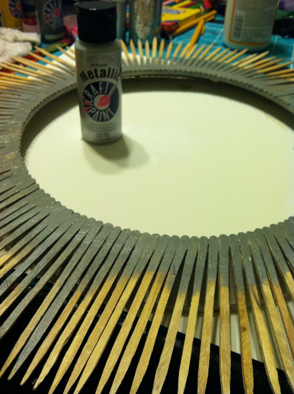 I started on the inner part and painted my way out. I chose to go dark with lighter on the tips, but the end product looked fairly mono colored.