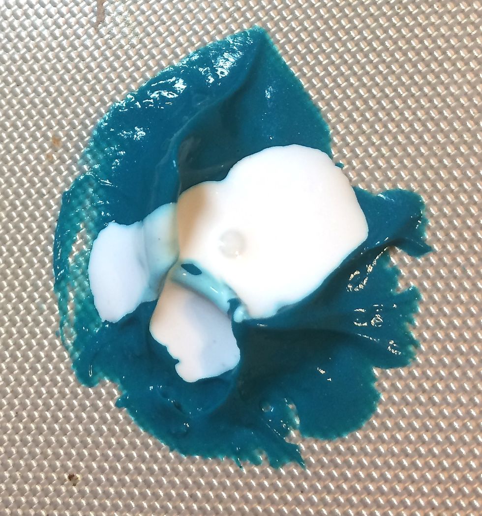 I started this canvas by mixing Fiji Velvet with Immaculate Minx Shimmering Inks.