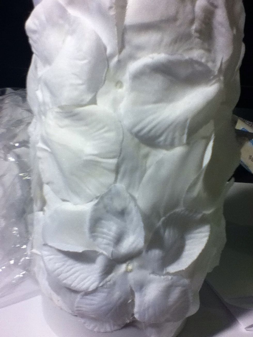 I started with the largest petals, then the smaller ones to cover the lanterns completely