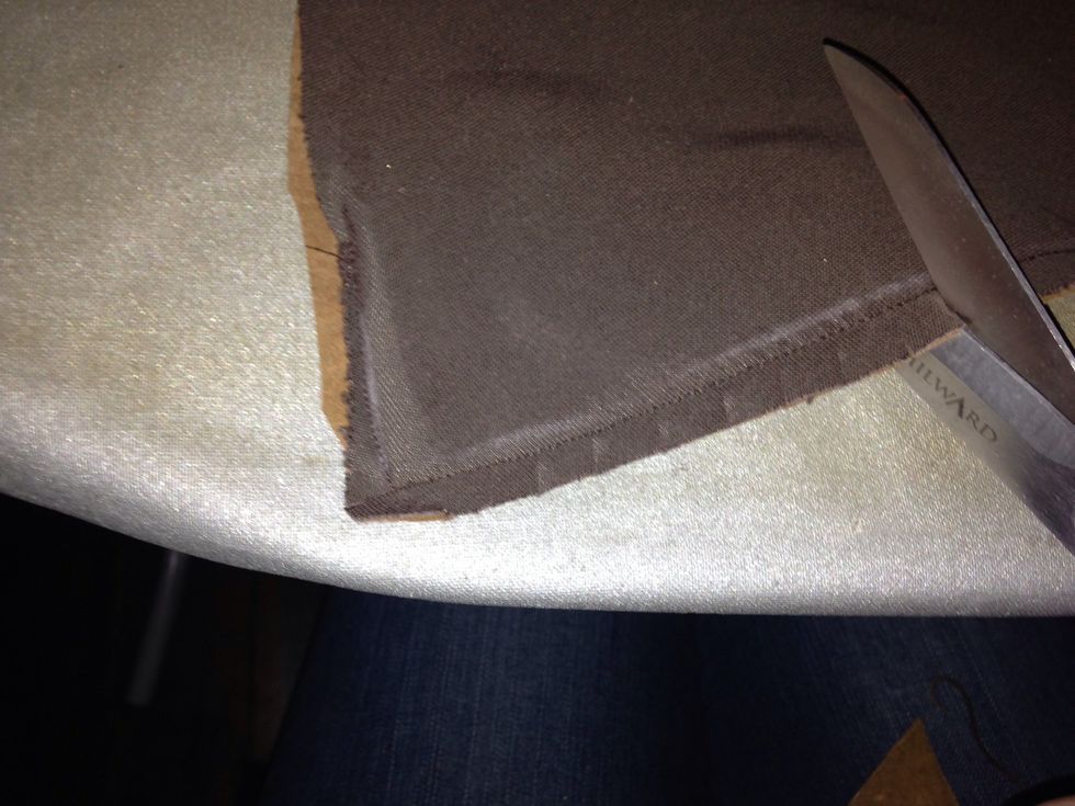 I stitched the two sides together ( right side in) stopping at the step then cut into to seem toward the stitching all the way around. This helps the collar take form when you turn it inside out.