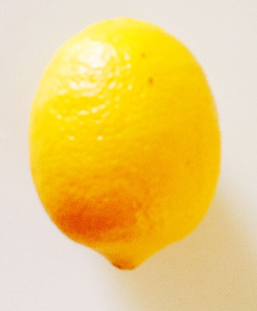 I tablespoon of lemon juice. Substitute 1 tablespoon of lime juice for a more tart flavor.