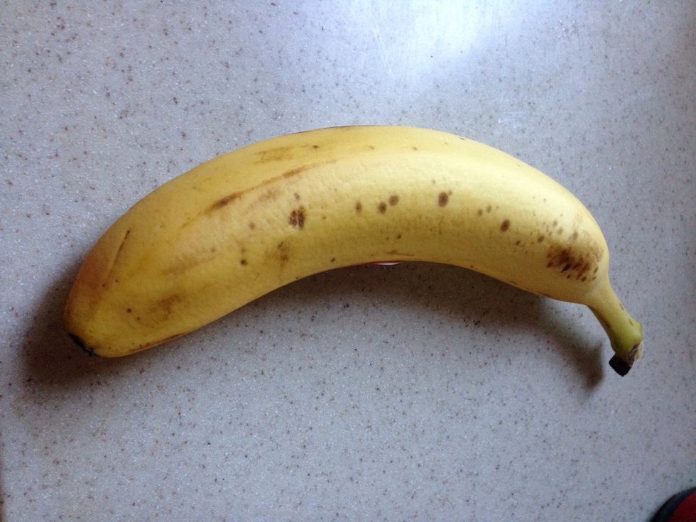 I take my banana or any fruits that you like. Make sure they are dry before putting them on the crepe otherwise it will be soggy. Do not use frozen fruits it won't taste same.