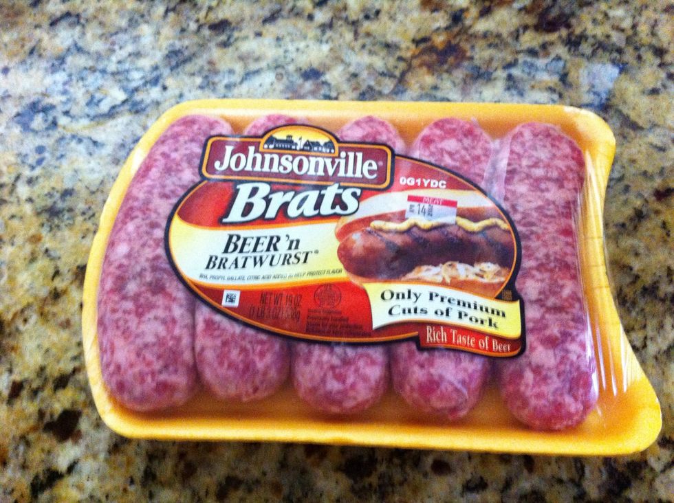 I tend to like Johnsonville Brats!