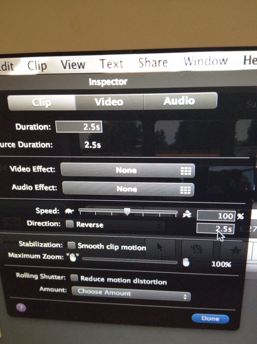 I think just plain slow motion is boring, so I like to use this effect that is a bit different. First, change your clip back to normal.