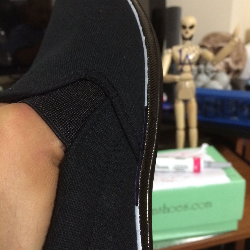 How to easily change the color of your tennis shoes soles B+C Guides