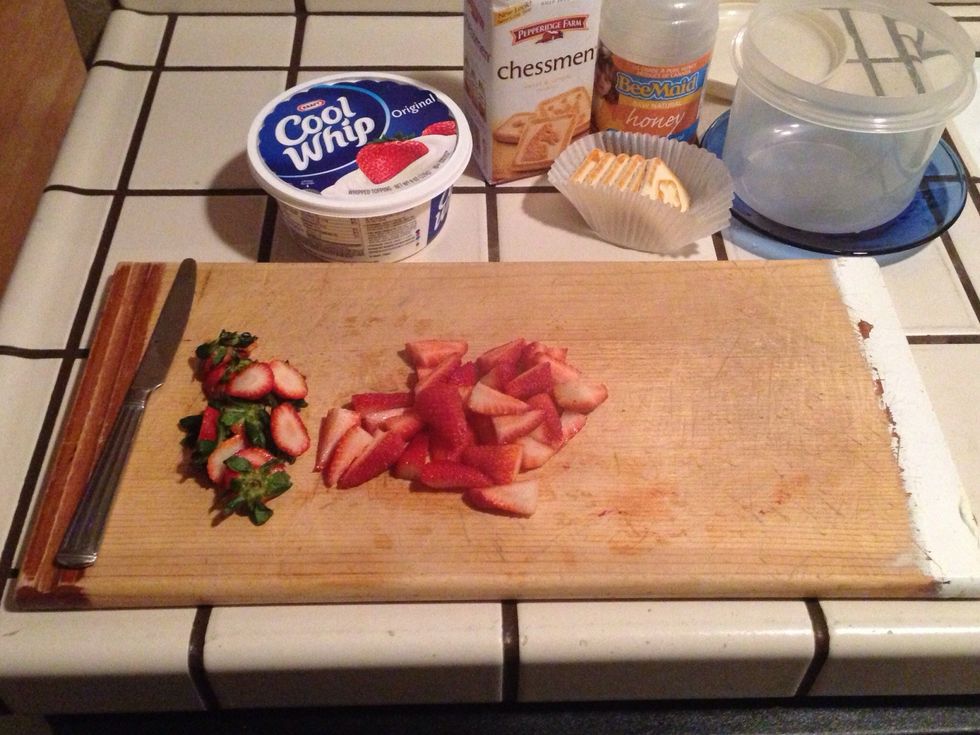 I use about 1/3 of the strawberries that came in a bunch.  I slice the strawberries into 4 slice per whole berry