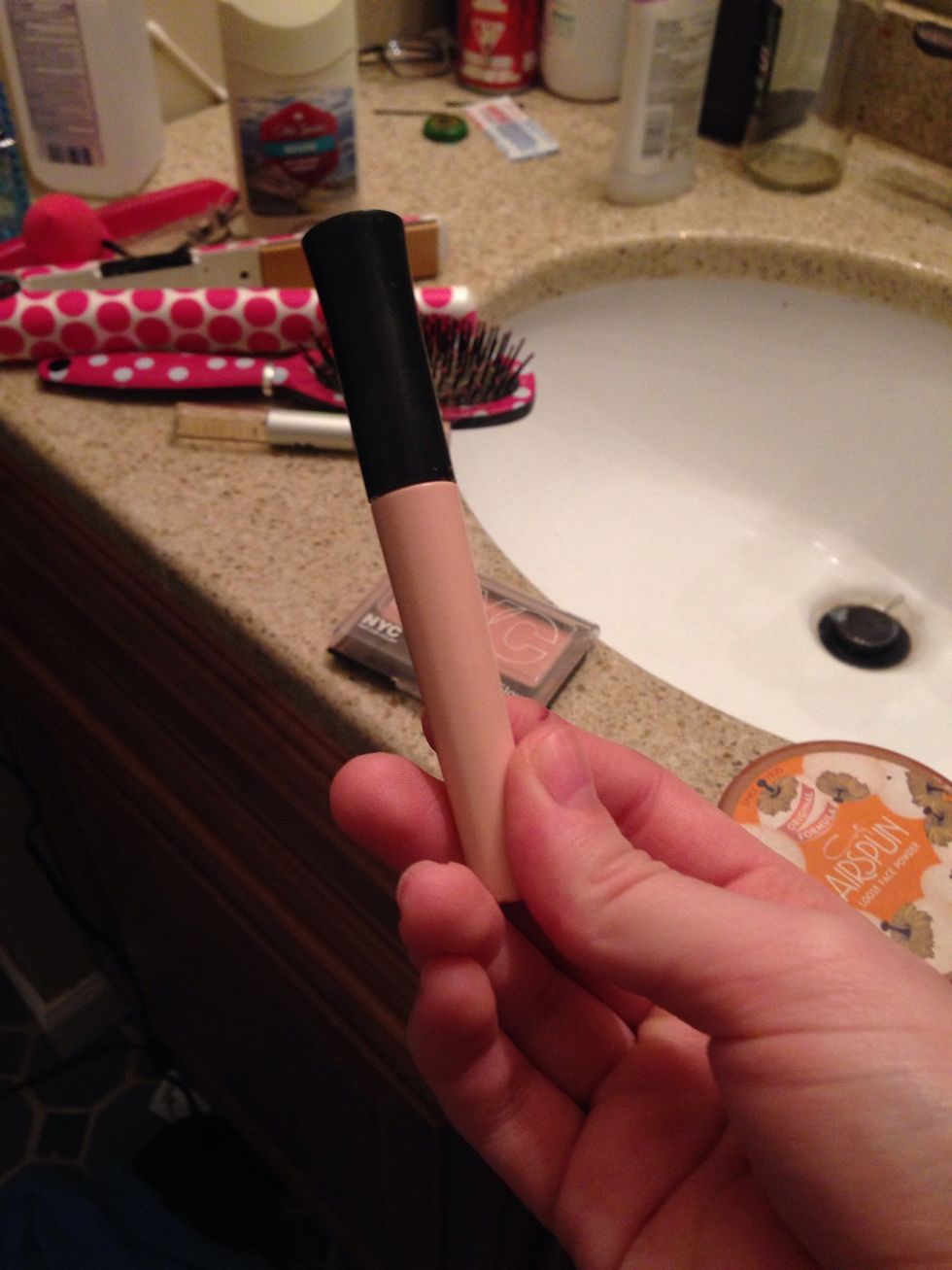I use elf eyelid primer! It works amazing and it's only a dollar!! Apply liberally to your eyelid, I found it really helps make the colors pop and also keeps your makeup on better!