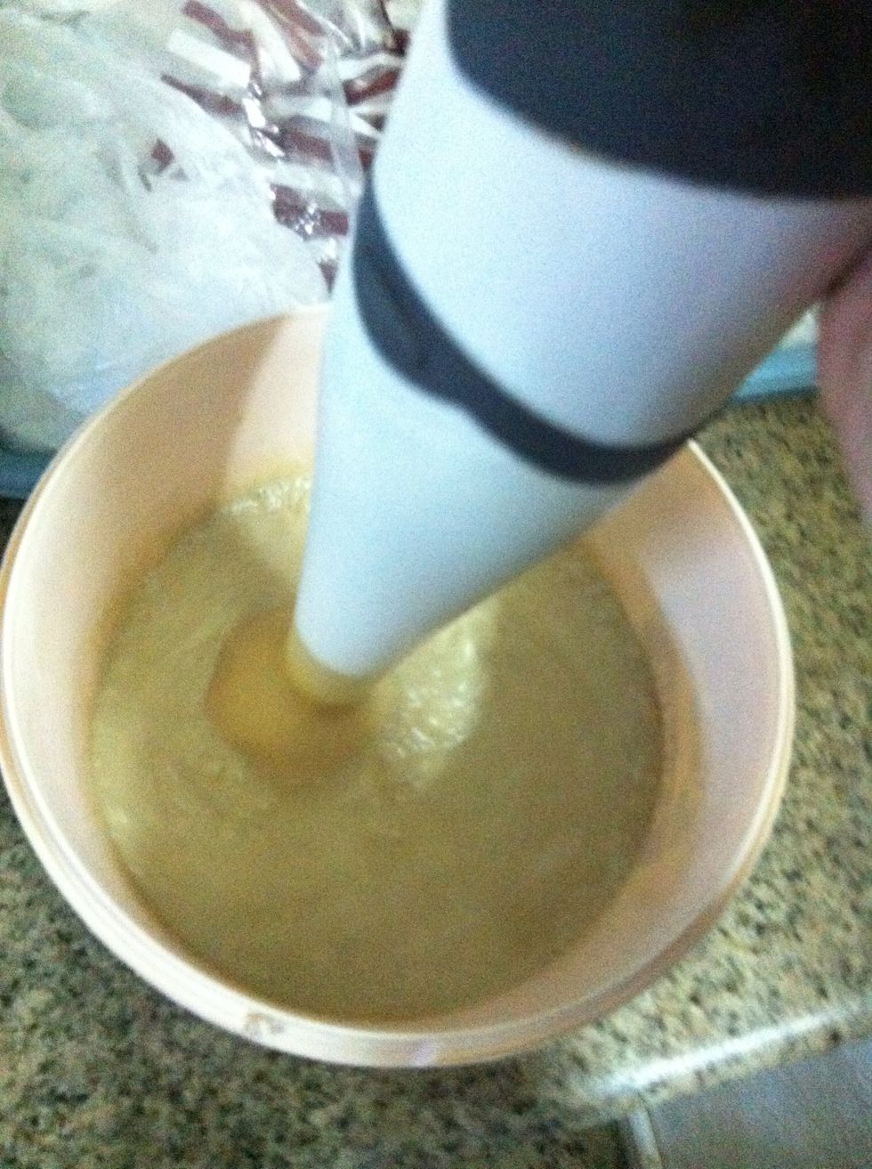 I used a hand held blender, better control. Blend after freezing for 45 minutes. Re-freeze and repeat every 45 minutes. Rinse and repeat 6 times ;)