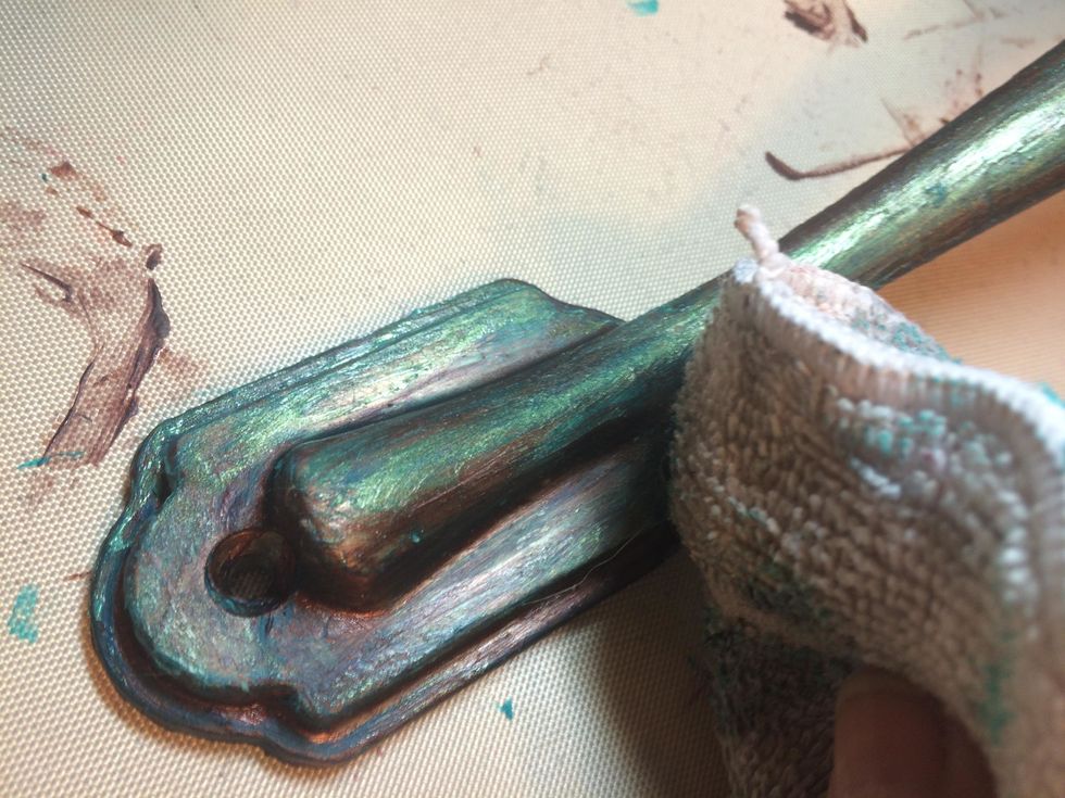 I used a rag to rub the Cayman Sorbet deep into the crevices.