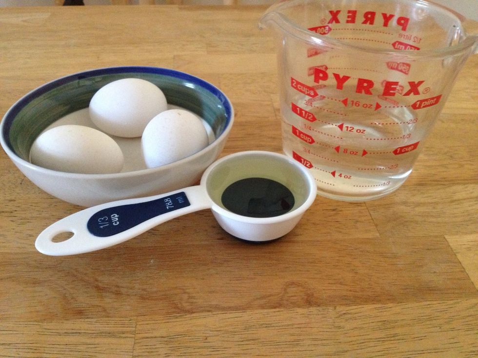 I used a yellow box cake mix. So, you will need is 3 eggs, 1 cup of water and 1/3 cup if vegetable oil.