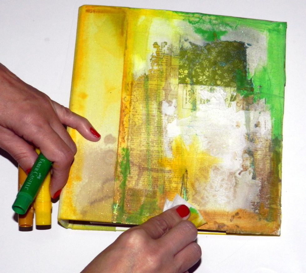 I used baby wipes to blend the gellatos.