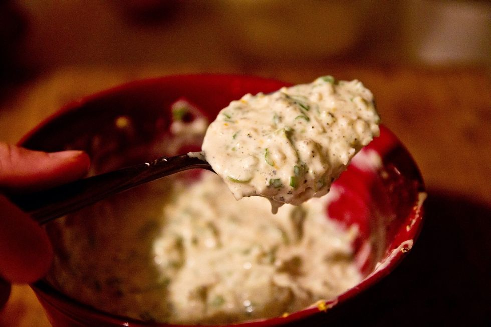 I used cheap mayo so it's a bit runny but you get idea if what it should look like.