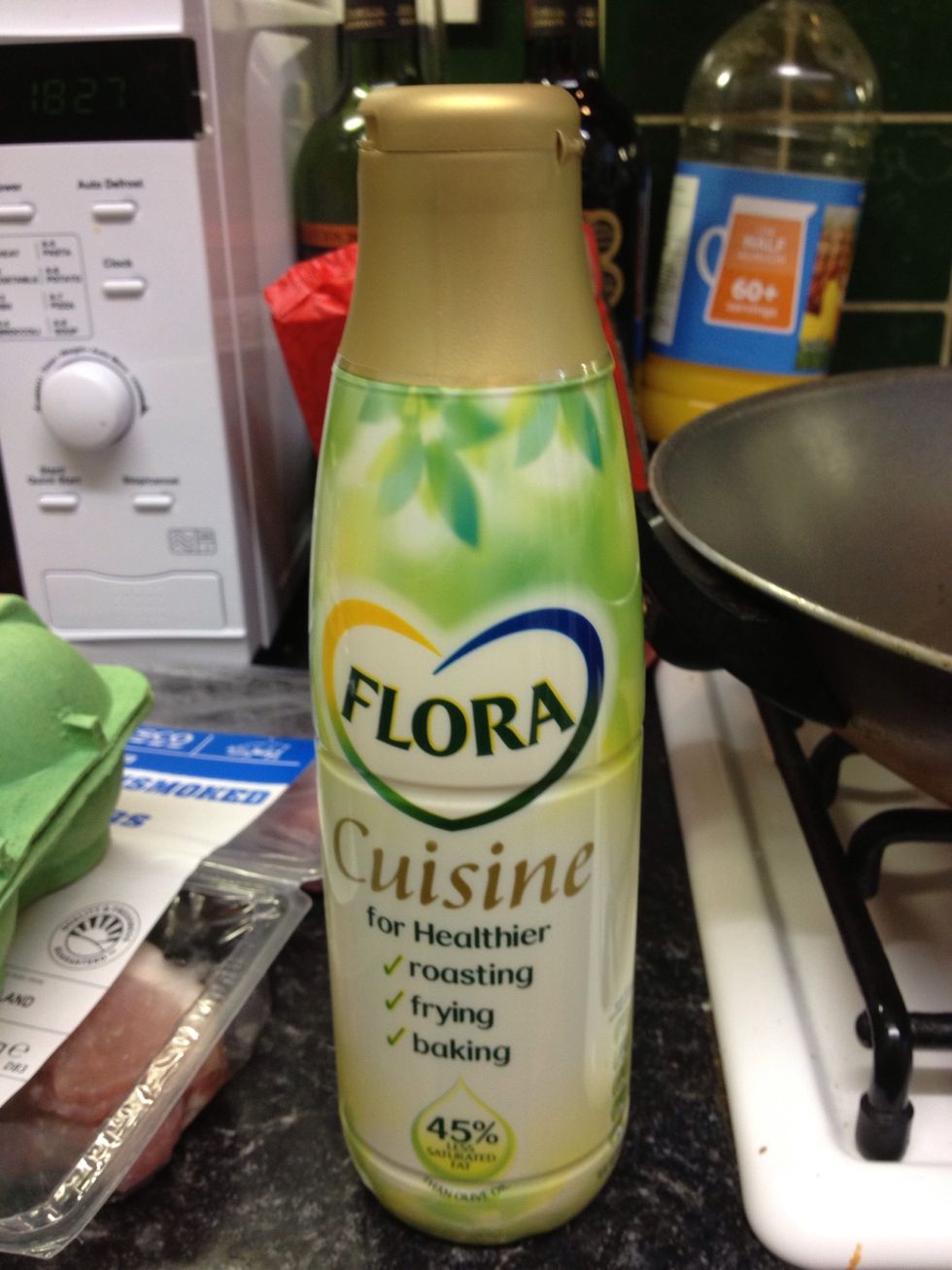 I used flora to line the wok with, but you can also use olive oil.