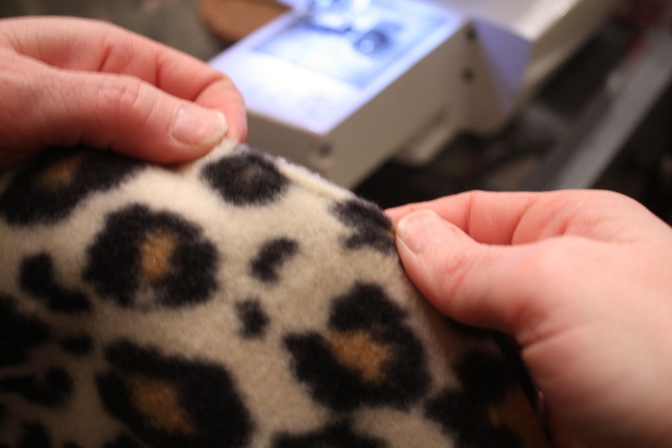 I used just a straight stitch 2.5 length on my Brother Machine