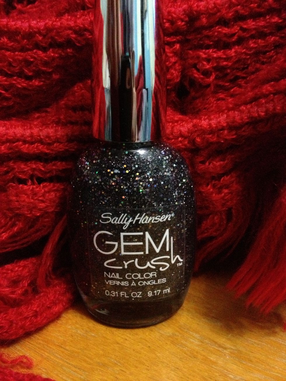 i used sally hansen: gem crush in glitz gal.