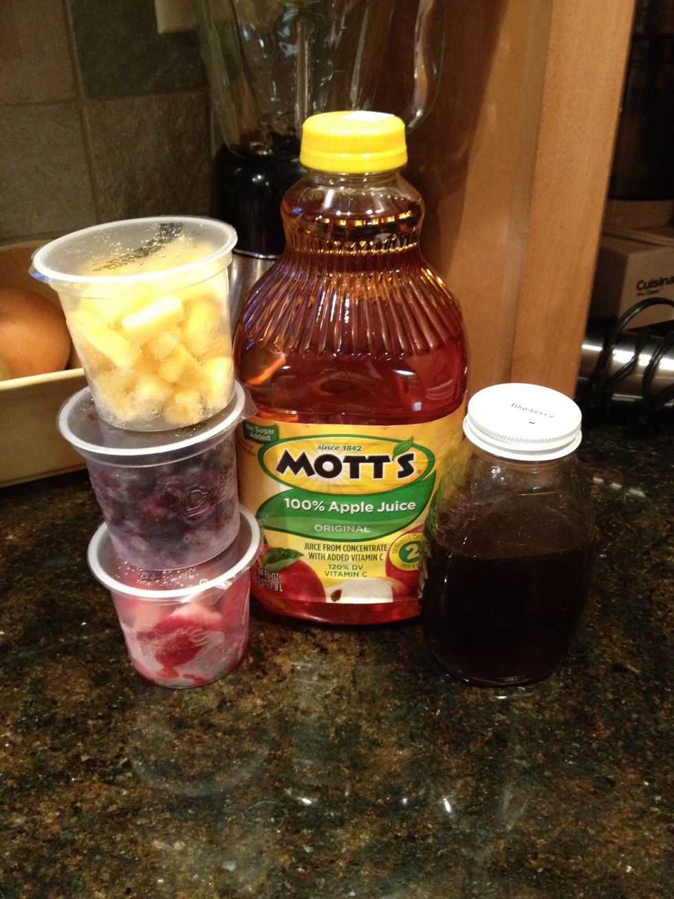 I used strawberry, blueberry, and pineapple (see next slide), apple juice, and honey. I like blueberry clover honey because of its sweetness but any honey is perfect, it's your choice.