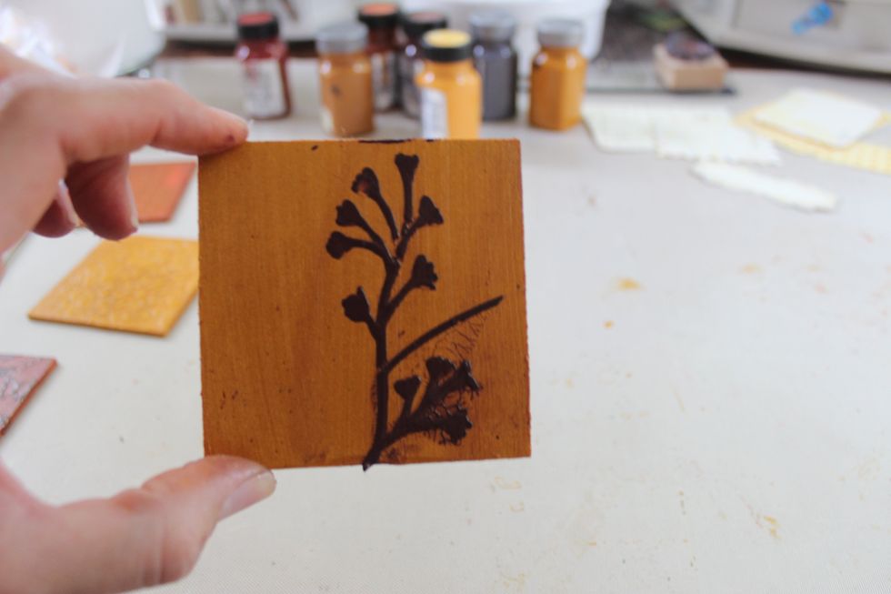 I used the Inspired Grunge stencil for this piece with Truffle Velvet.
