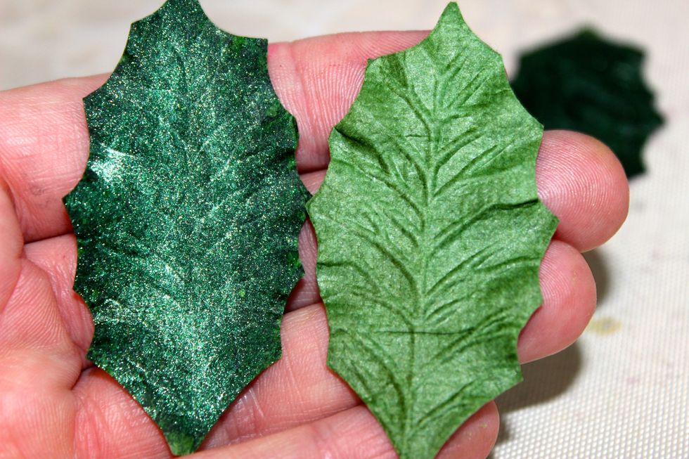 I used the Minx in Bankroll for the Holly. The one on the left is the Holly with Minx.