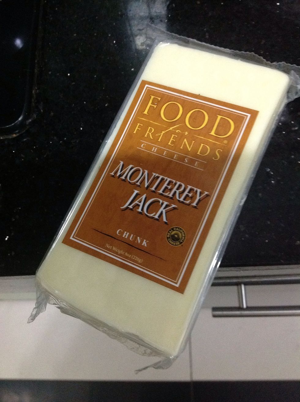 I used this cheese. But you could use any cheese you want really. Cheddar, mozzarella, Parmesan, pecorino, anything!