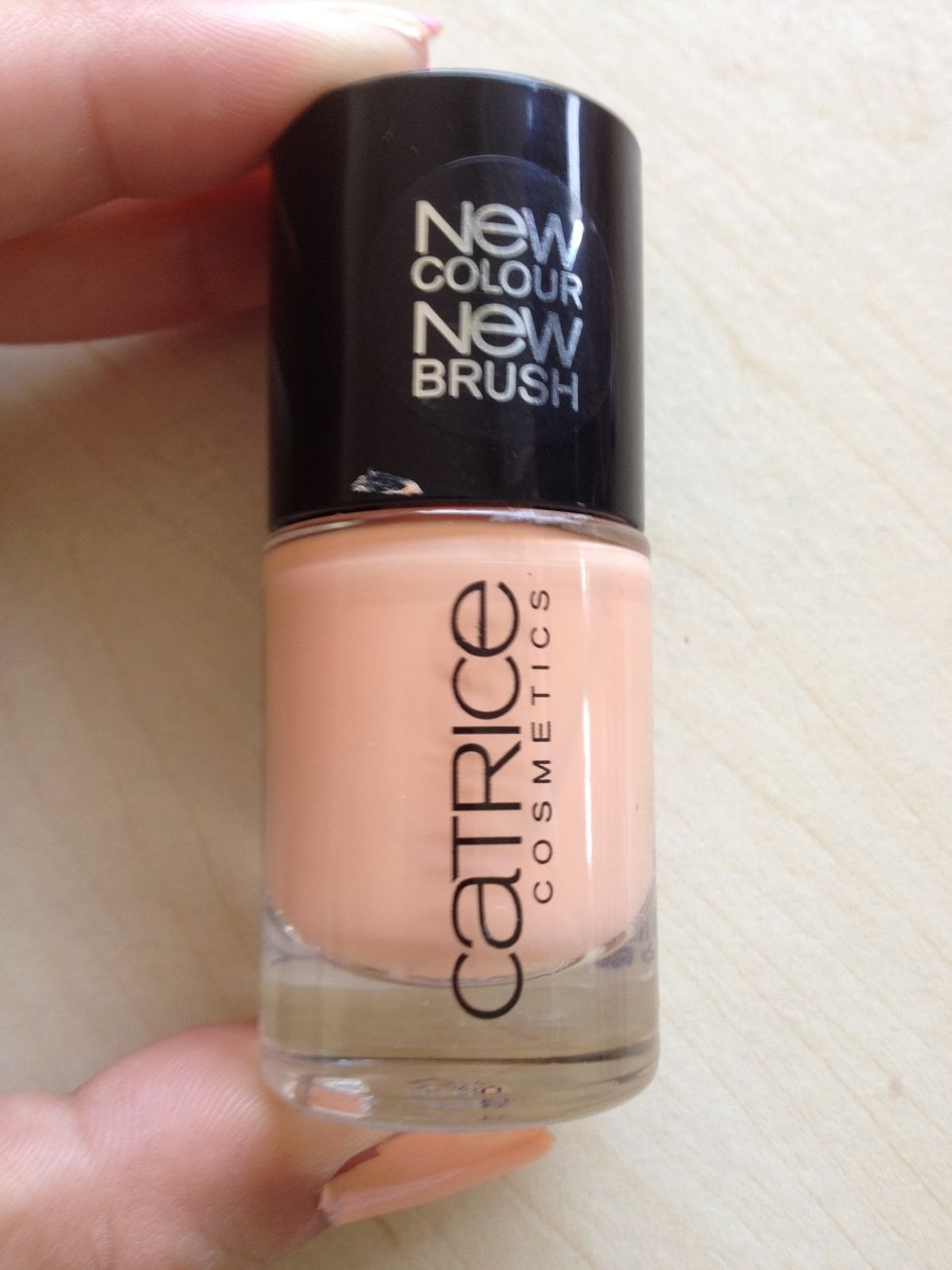 I used this nude peachy color as a base. But feel free to experiment with other colors!