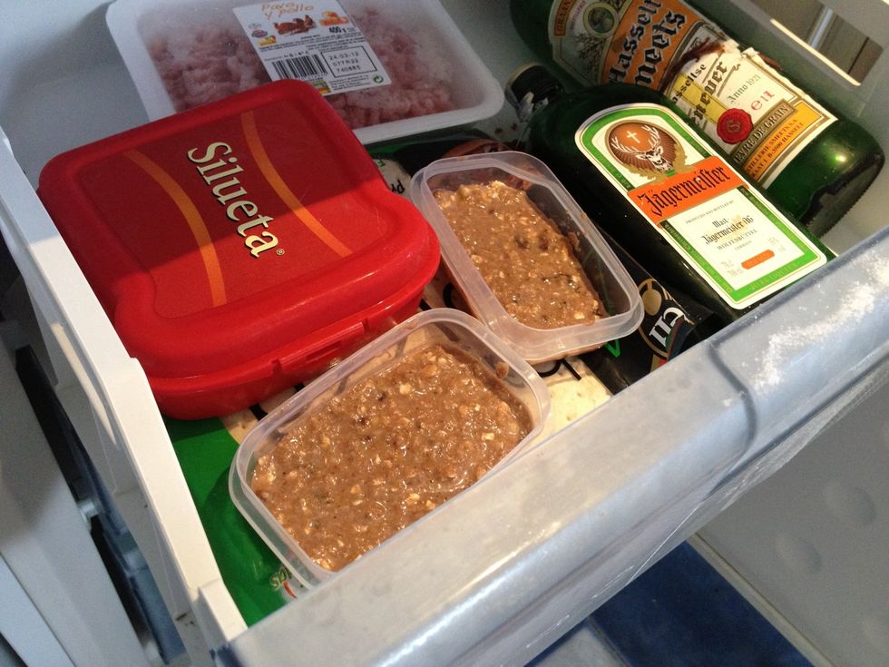 I usually let it sit in the freezer overnight. The more milk you used the longer you have to wait.