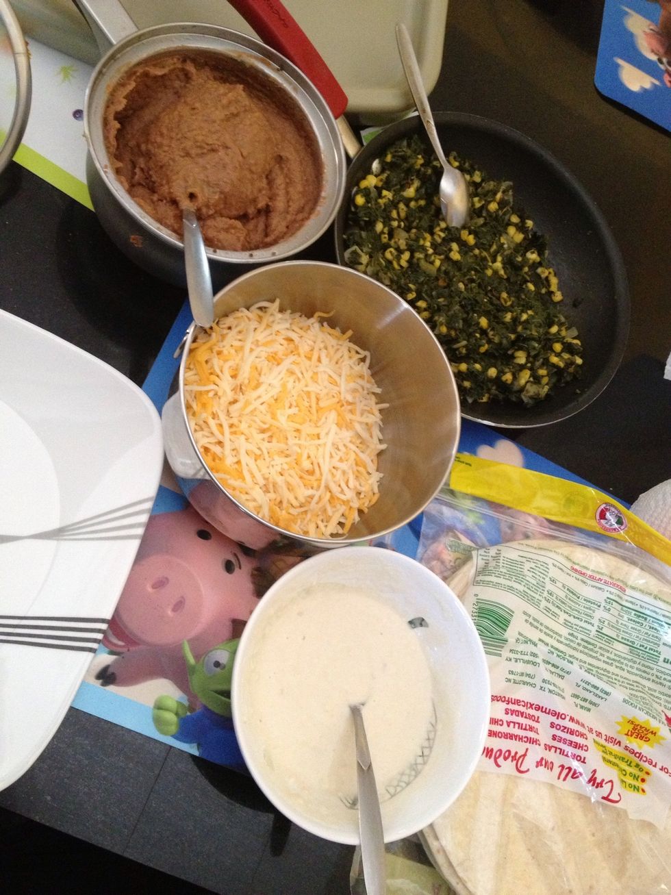 I've put everything on table to prepare the chimichangas