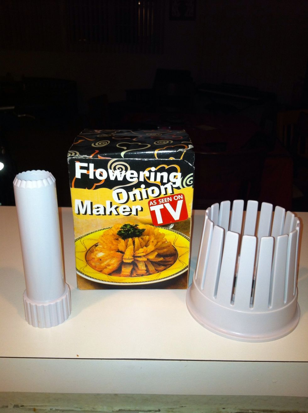 I was thinking of this device, which merely serves as a slicing guide. Lame. No wonder it's no longer made.