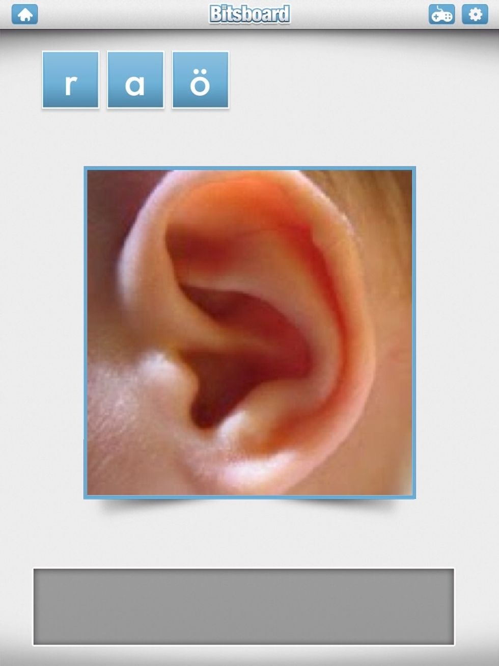 I "Word Builder" f\u00e5r man skriva ord. H\u00e4r har jag valt bildkategorin kroppen.