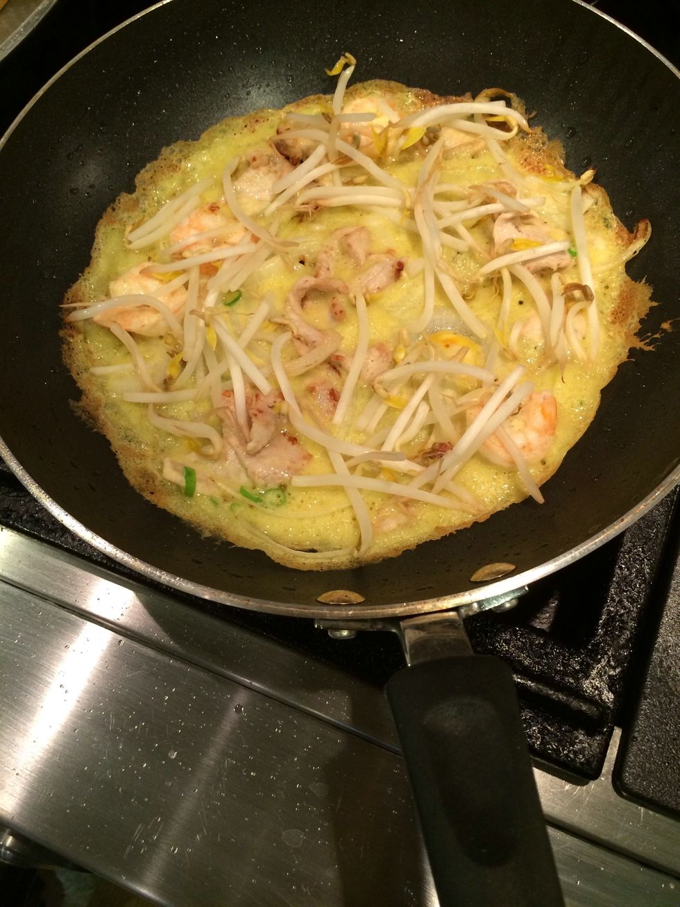If needed: add oil to sides to further crispiness. Notice the crisp on the sides.